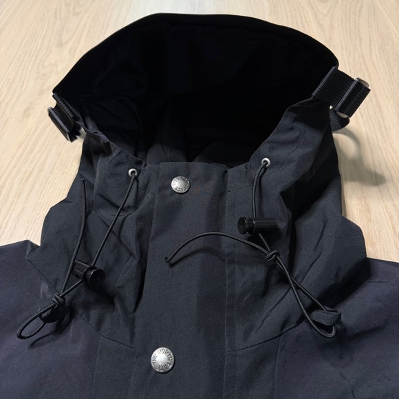 The North Face Mountain Jacket re-issue Mens S/M Womens L/XL Gorpcore Outdoors - Picture 7 of 16